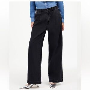 Women's Black Wide-Leg Jeans